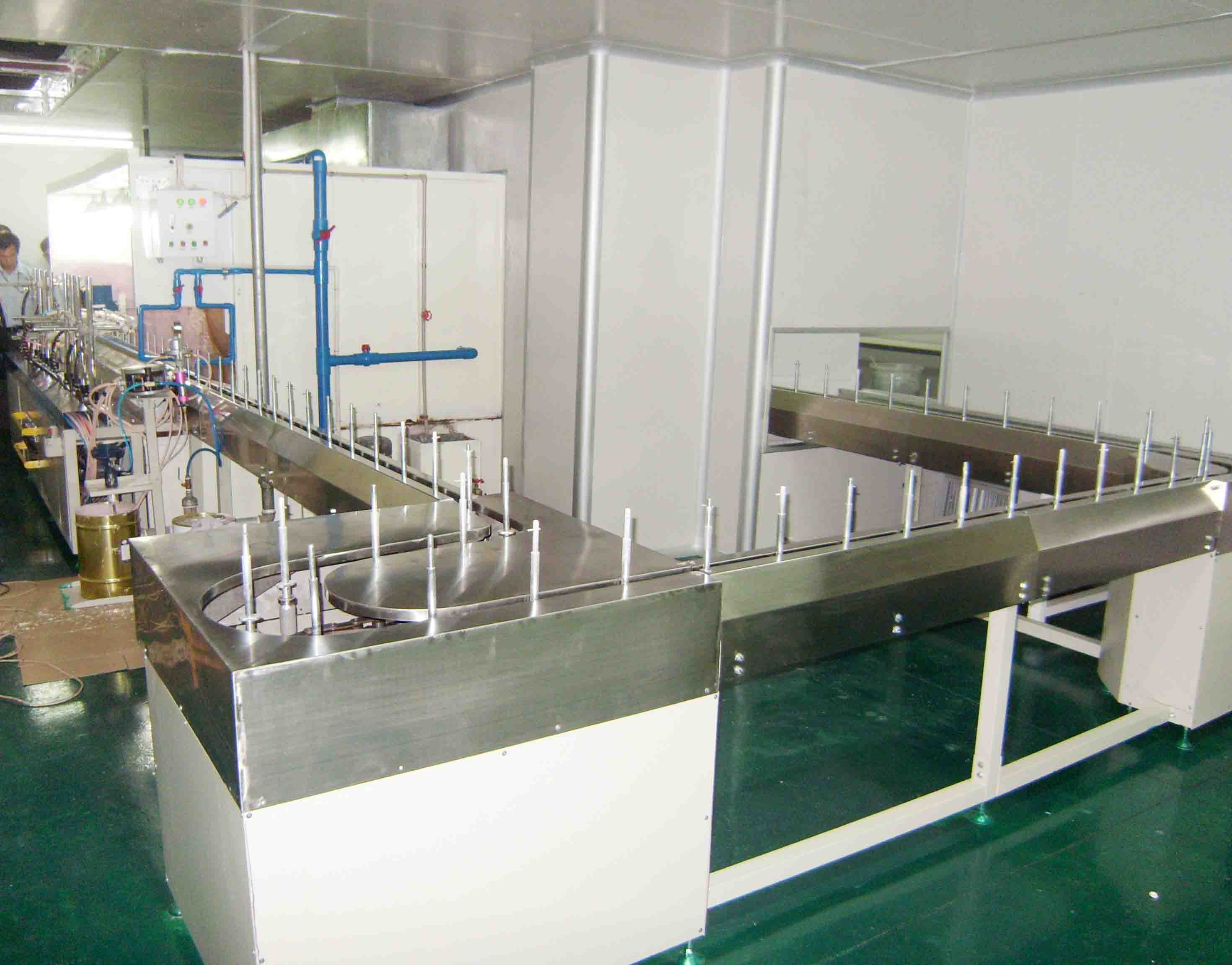 固定噴槍噴涂生產(chǎn)線(xiàn)