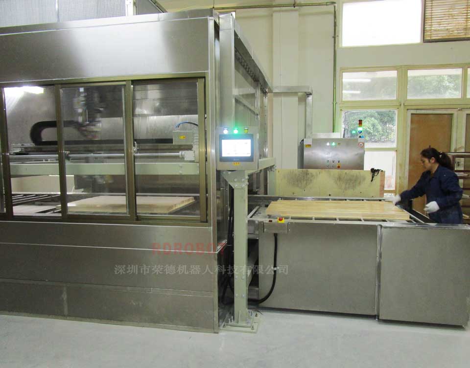 鋼琴木板自動(dòng)噴漆生產(chǎn)線(xiàn)